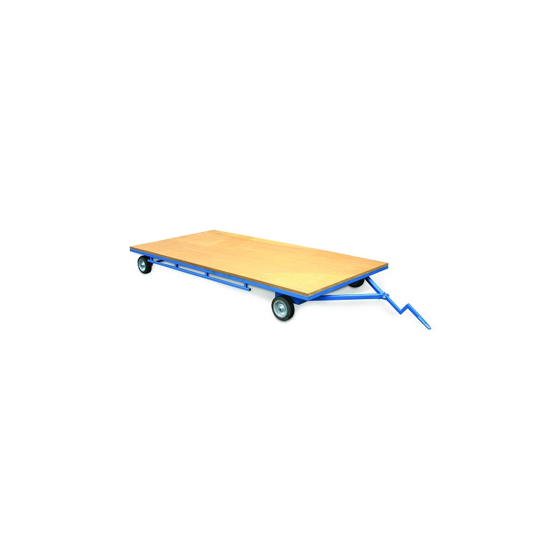 Equipment cart with towing bracket
